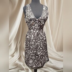 - Banana republic black and white dress size 10